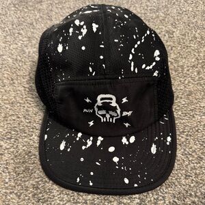 rnnr Black Matter Training Distance Hat